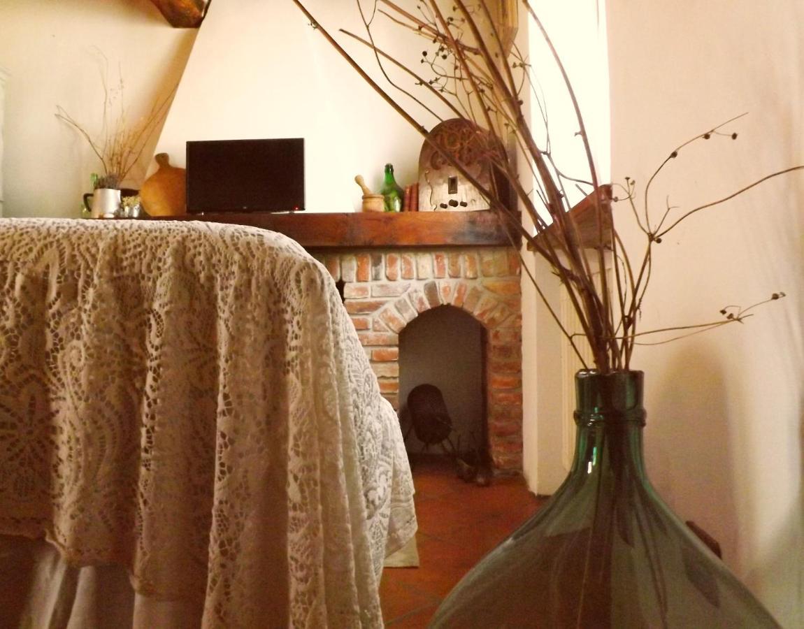 Bed and Breakfast Bed&Breakfast Le Civette San Damiano al Colle Exterior foto