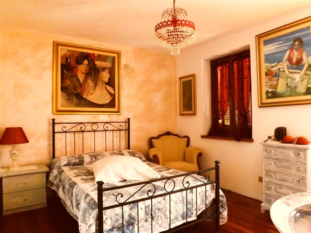 Bed and Breakfast Bed&Breakfast Le Civette San Damiano al Colle Exterior foto